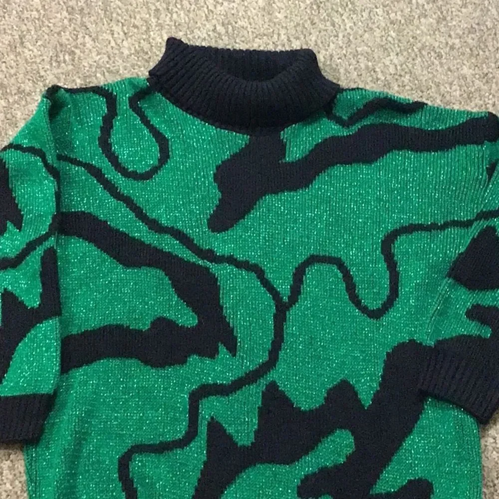 Emerald and Black Crew Neck Sweater with Abstract Design No Size Tag Approxi, M